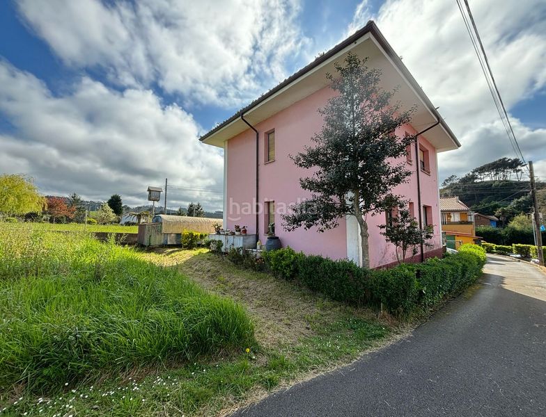 Foto e953f8a6-329e-4153-bb52-c34360e40271. Casa a Carreño