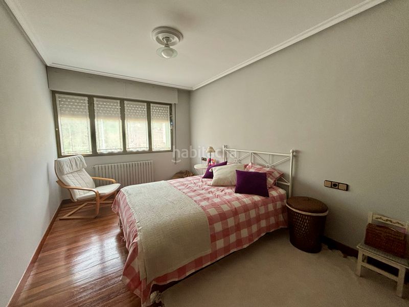 Foto 3a9d9dd4-38f1-42b7-9313-98c021e75d28. Edificio  en venta, más nave, más zona ajardinada y parking en Piloña