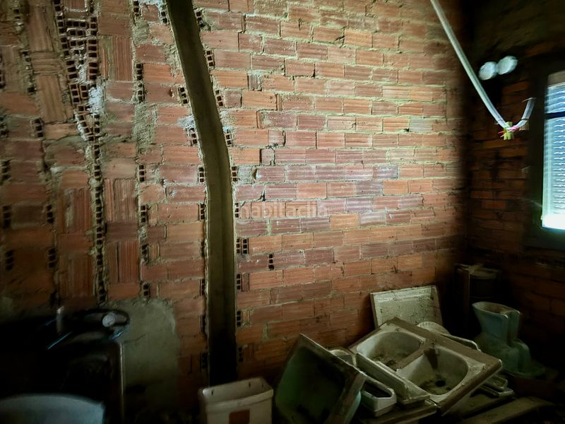 Foto 8700463c-b2de-4a34-9be3-d2875f9e0cb1. Edificio  en venta, más nave, más zona ajardinada y parking en Piloña