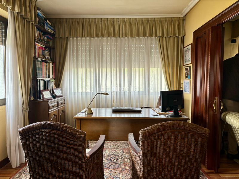 Foto c3f70d46-9b0f-4dc9-a07a-bf90d60aa765. Edificio  en venta, más nave, más zona ajardinada y parking en Piloña