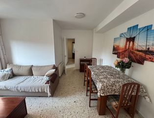 Miete Etagenwohnung  Calle del dos de mayo
