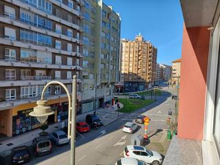 Location Appartement  Calle del doctor jiménez díaz. Piso en el carbayedo, tres dormitorios, salon, cocina, despensa