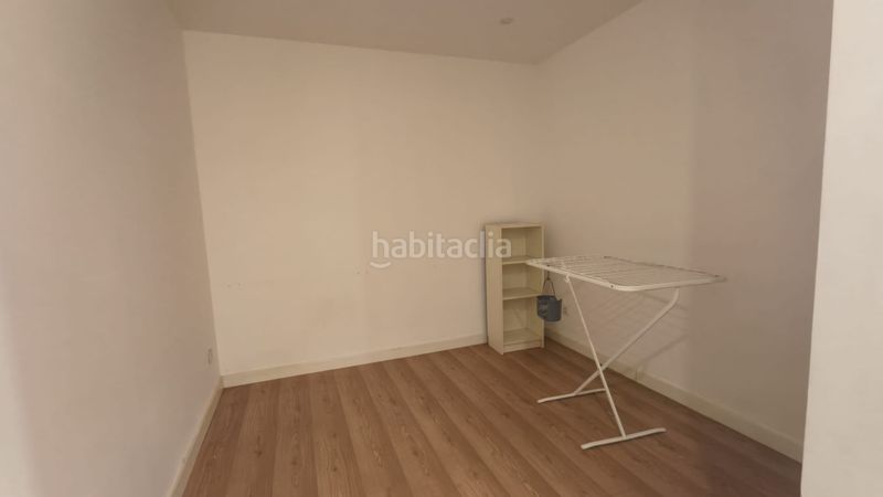 Foto f0a1f03e-d850-4cad-be89-9ab6522ff621. Rent flat with heating in Centro Avilés