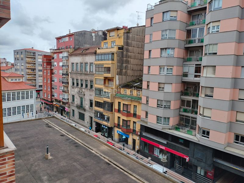 Foto c00e129b-b003-43c9-9d9c-6d71365a4638. Rent flat with heating parking in Centro Avilés
