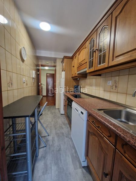 Foto e20d428f-68e8-4579-8dd6-27ec37bd3040. Rent flat with heating parking in Centro Avilés