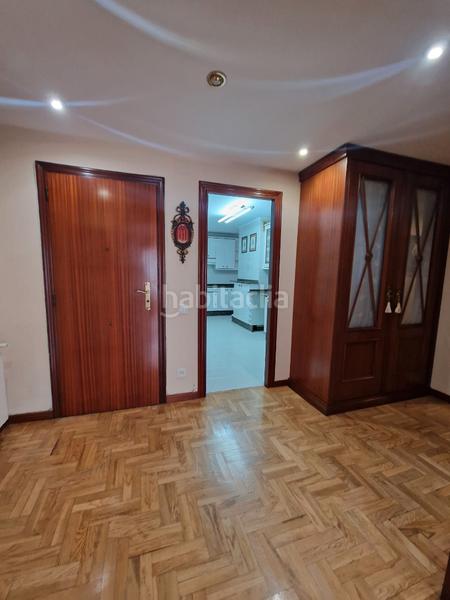 Foto 1a10e5cf-e8c4-4bf8-be01-4bccca41c7d8. Piso en avenida de alemania 11 piso en venta proximo zona Centro en Avilés