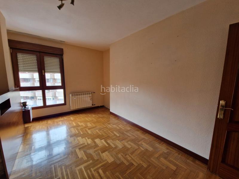 Foto 20c9f818-ed97-453c-909c-a8701e5df72b. Piso en avenida de alemania 11 piso en venta proximo zona Centro en Avilés