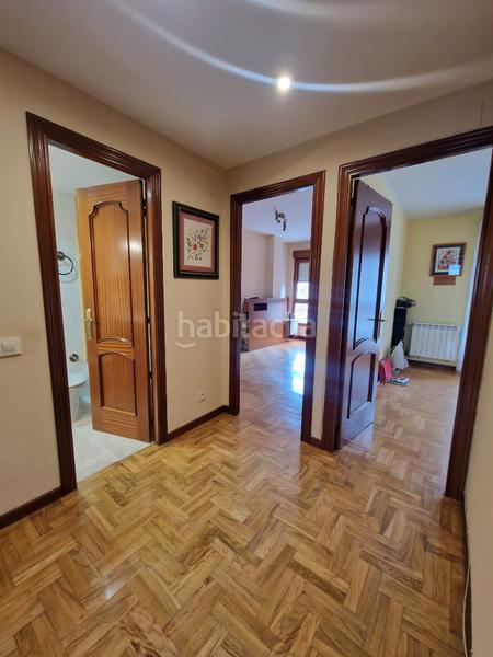 Foto ee090856-0d74-4dd4-b677-6a2f5de51467. Piso en avenida de alemania 11 piso en venta proximo zona Centro en Avilés