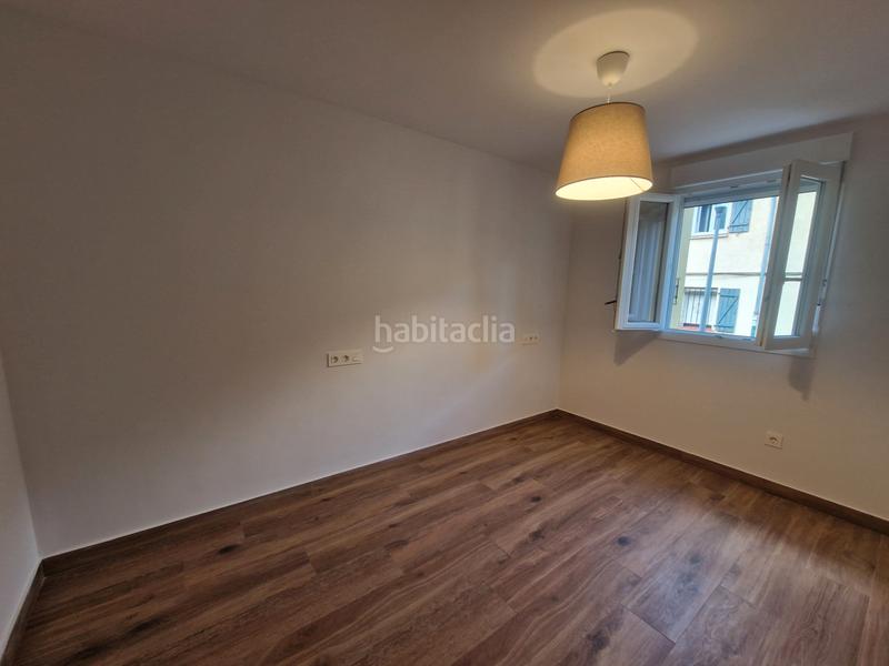Foto d6e246c2-d1b5-41d7-a4c7-1e70fa9c0d9e. Alquiler piso  alquiler semi amueblado en Llaranes en Avilés