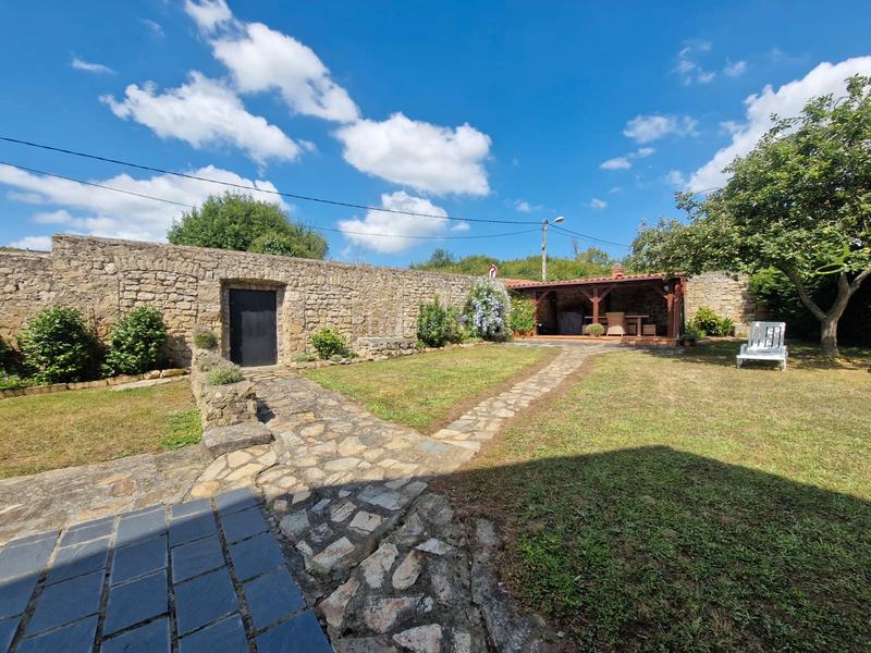 Foto e07b3426-75f7-499f-a5f0-8903dd32d90f. Chalet  en venta en zona villalegre en Villalegre - La Luz Avilés