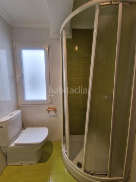 Foto 8f942d70-5ef4-40e7-9efa-419ea2c73402. Piso en avenida san agustín 5 piso en venta en el Centro en Avilés