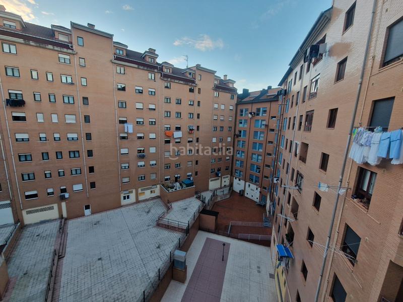 Foto 2c1fcf33-244c-4094-8ec4-cb3816a5a5f8. Pis amb calefacció a Centro Avilés