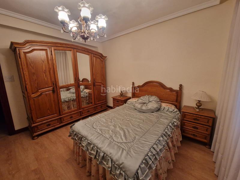 Foto 5ad475b1-98f1-4bf3-83f9-9e6f87f5812f. Pis amb calefacció a Centro Avilés