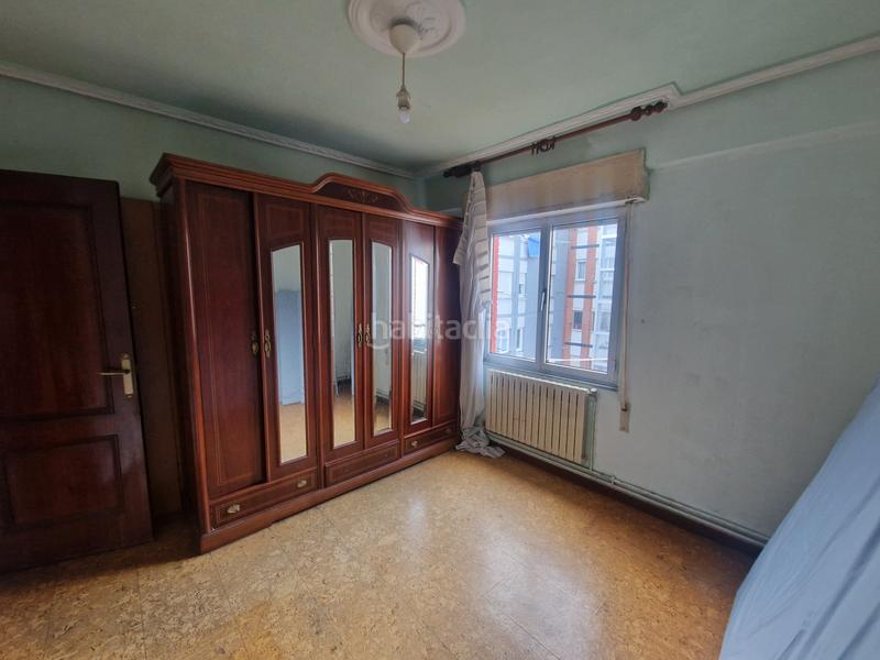 Foto 3df21c56-66b0-4840-8a8e-6bc39cba7ed1. Flat with heating in Versalles Avilés