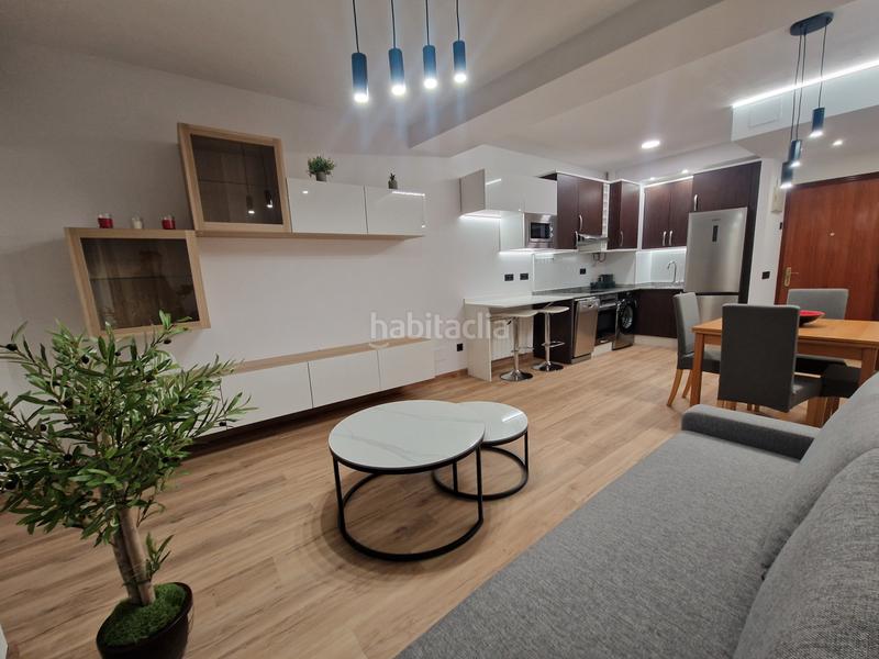 Foto f723bd3f-30d5-4b5a-91bd-87adfbf6fbc2. Location appartement avec chauffage dans Centro Avilés