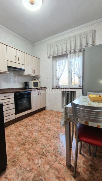 Foto 8ffb88a6-b33a-482a-8ca2-3cb900b52c18. Masia amb calefacció aparcament a El Carbayedo - El Quirinal Avilés