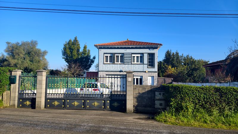 Foto f96db4e1-3643-41fc-956a-5598b9aded50. Masia amb calefacció aparcament a El Carbayedo - El Quirinal Avilés