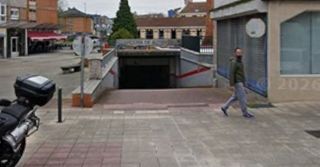 Aparcament cotxe a Calle Fruela 2