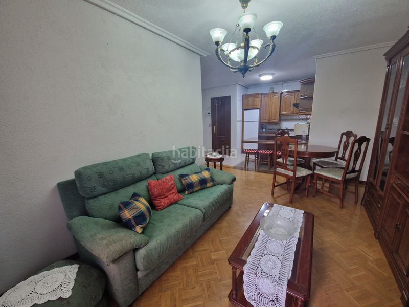 Foto 5df29b7b-2da7-4ce7-872a-2e8209385fca. Apartament amb calefacció a Versalles Avilés