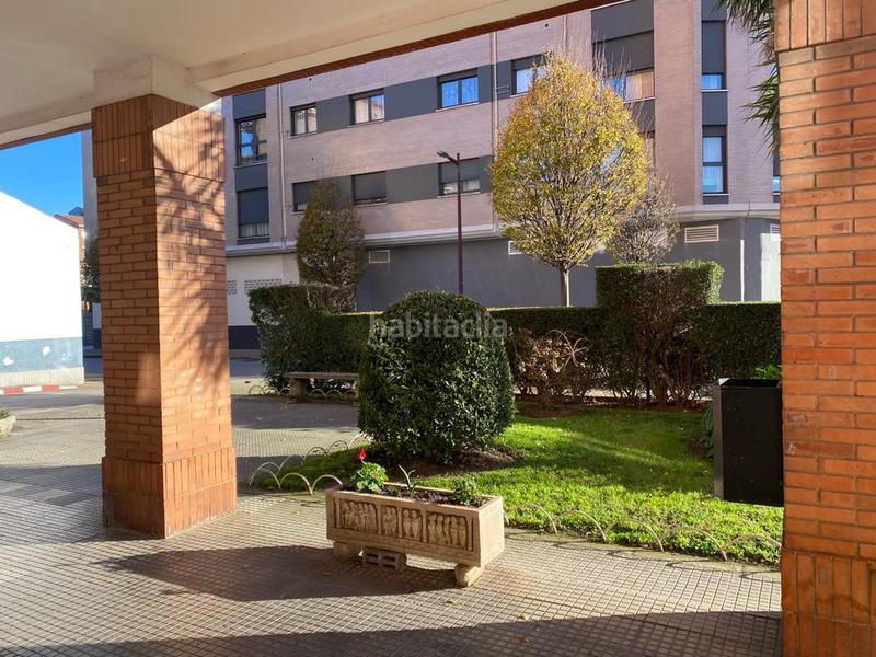 Foto 0140a146-1049-4cc9-ac06-8e9af1492a51. Location appartement avec chauffage parking dans El Natahoyo Gijón