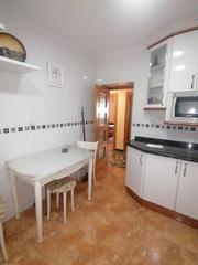Location Appartement à Centro. A cien metros de playa poniente y puerto deportivo de gijon