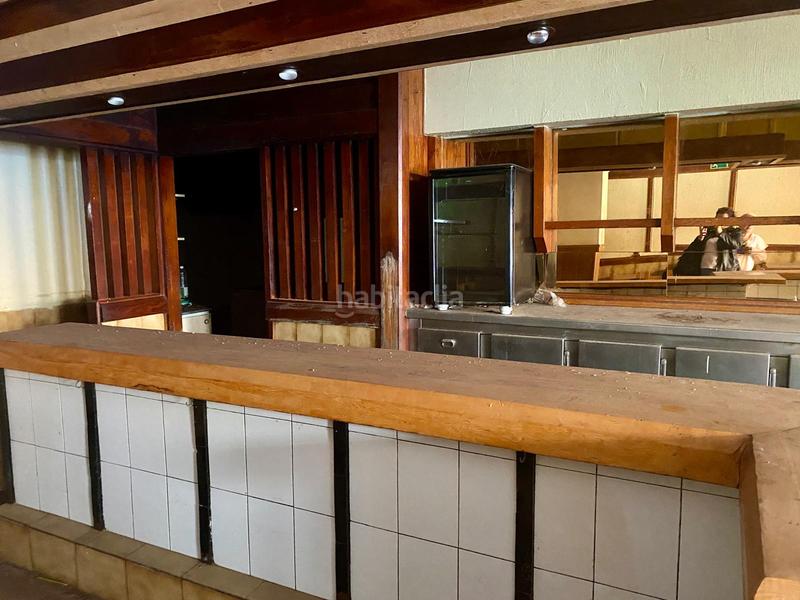 Foto b5df05a3-13e3-4b5c-8aae-6fdc8bcb5e3b. Location local commercial dans Jove Gijón