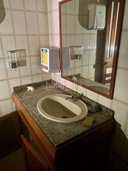 Foto 10739f72-ba08-4d9b-a6dc-63a6b0b66310. Rent business premise in Jove Gijón