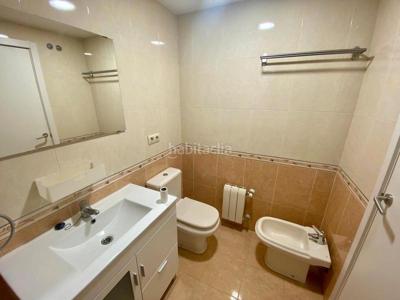 Foto 5e532ffa-e49f-4bc7-ba29-8ffbcaed8146. Piso a un paso de playa arbeyal, seminuevo, impecable!! en Gijón