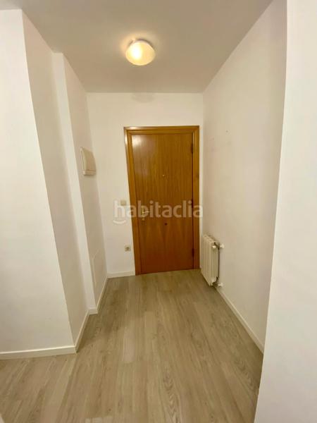 Foto b6da389f-15ad-4bdf-aeee-25d704588d00. Piso a un paso de playa arbeyal, seminuevo, impecable!! en Gijón