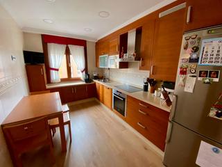 Etagenwohnung in La Calzada. Impecable!! en la zona de expansion del oeste de gijon!! garaje