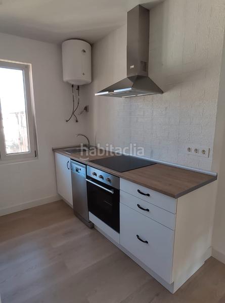 Foto 585cb777-f594-44ae-bd82-f18728e5de86. Piso impecable!!! lado playa del arbeyal, totalmente reformado y amueblado!! en Gijón