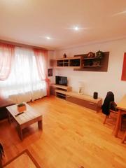 Apartment in La Calzada. Ideal para entrar a vivir, amueblado, con terraza!!!