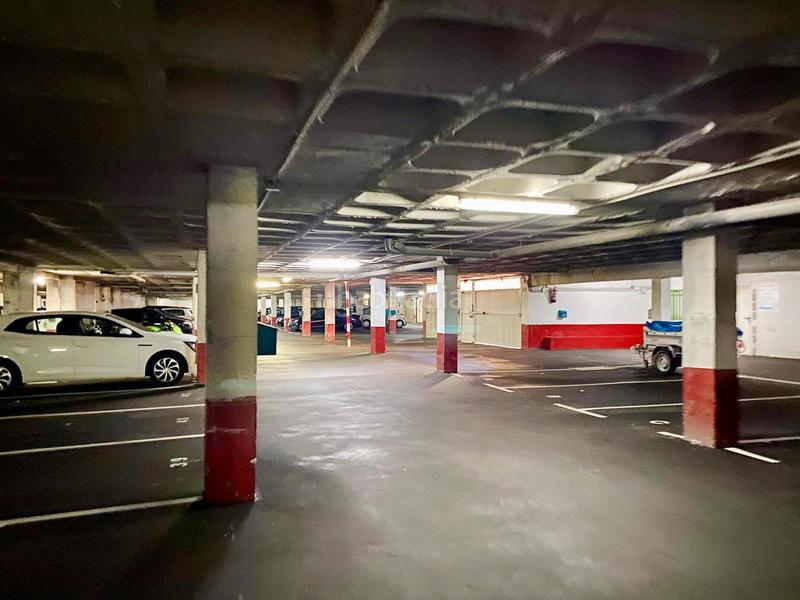 Foto 244eabc8-a18f-40b0-9995-39b6edd8c562. Alquiler piso natahoyo, 3 dormitorios con garaje y parking privado, zonas verdes en Gijón