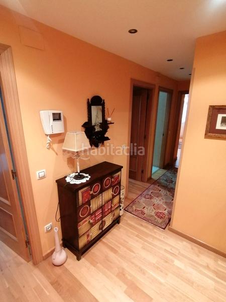Foto 1f1705d8-b612-4622-a565-62e49c3ae2b1. Piso zona oeste entre dos playas, arbeyal y poniente, altura, muy soleado, totalmente amueblado impecable! en Gijón