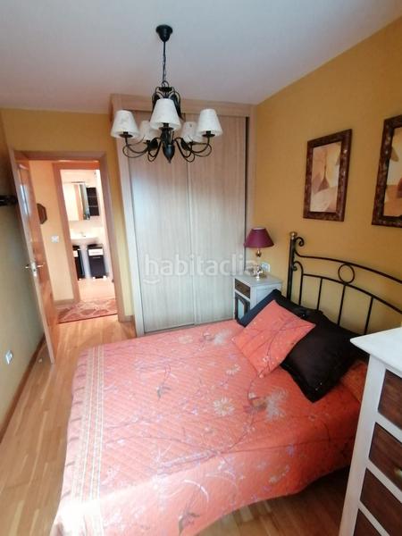 Foto 60c05433-f6ce-48de-b56f-e0106cf59657. Piso zona oeste entre dos playas, arbeyal y poniente, altura, muy soleado, totalmente amueblado impecable! en Gijón