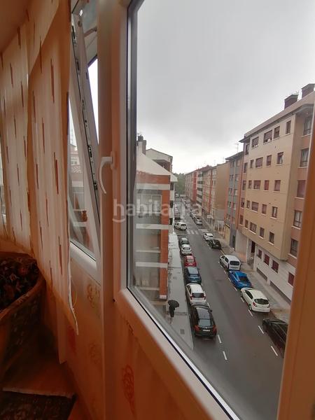 Foto 6a0b2679-7f78-4631-8c59-24aa816be19a. Piso zona oeste entre dos playas, arbeyal y poniente, altura, muy soleado, totalmente amueblado impecable! en Gijón