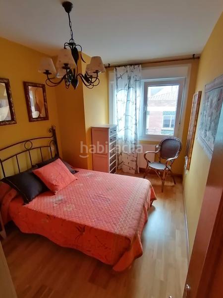 Foto c1df6990-d812-4e8a-a15e-d4bcfc856a5f. Piso zona oeste entre dos playas, arbeyal y poniente, altura, muy soleado, totalmente amueblado impecable! en Gijón