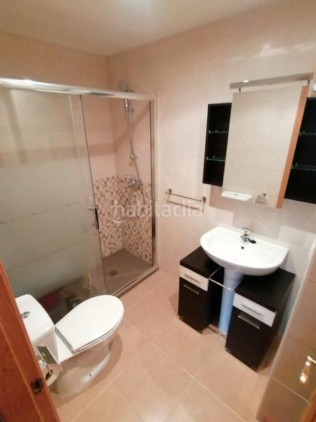 Foto c5018b2f-b4f6-4eea-9ee1-3300ac0d56f8. Piso zona oeste entre dos playas, arbeyal y poniente, altura, muy soleado, totalmente amueblado impecable! en Gijón