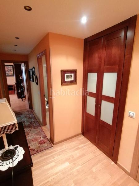 Foto e113a230-6c79-4ecb-9747-a0009bc84e1c. Piso zona oeste entre dos playas, arbeyal y poniente, altura, muy soleado, totalmente amueblado impecable! en Gijón