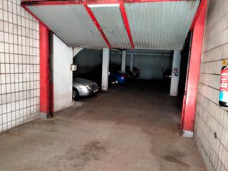 Miete Autoparkplatz in El Natahoyo. Plazas de garaje para coche mediano en el natahoyo