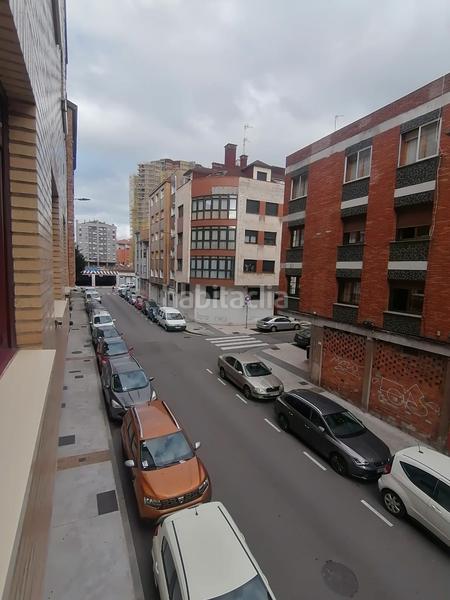 Foto 3c08fba6-4786-4814-901e-7f1e03c031c8. Apartamento a 300m de playa arbeyal!! seminuevo, amueblado!! trastero!! orientación sur!! en Gijón