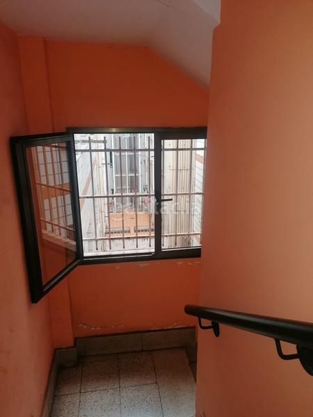 Foto 62a2ae20-e727-432e-93b4-0a24432af929. Piso a 500m d playa arbeyal, zona dotada de todos los servicios, pase su oferta!! en Gijón