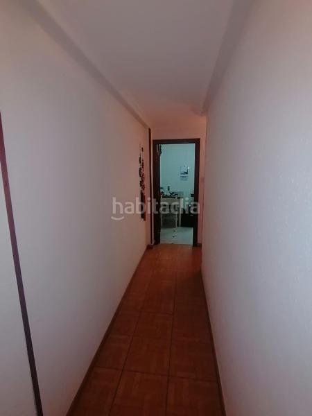Foto b3832c0f-bddb-4b73-8353-e88c8dfac86a. Piso a 500m d playa arbeyal, zona dotada de todos los servicios, pase su oferta!! en Gijón