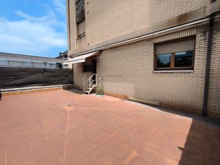 Lloguer Planta baixa a La Calzada. Precioso piso de dos dormitorios con terraza muy soleado