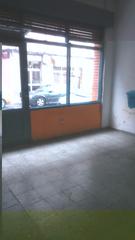 Alquiler Local Comercial en El Natahoyo. Local lado parque fabrica de loza en el natahoyo, escaparate, zo