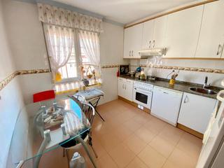 Flat in El Natahoyo. Nayahoyo dos dormitorios impecable con trastero