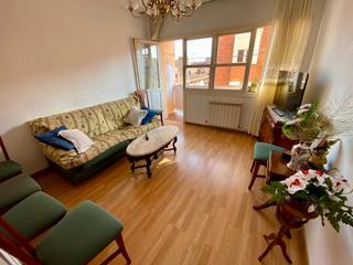 Etagenwohnung in Pumarín. Pumarin. 3 dormitorios con altura y muy soleado