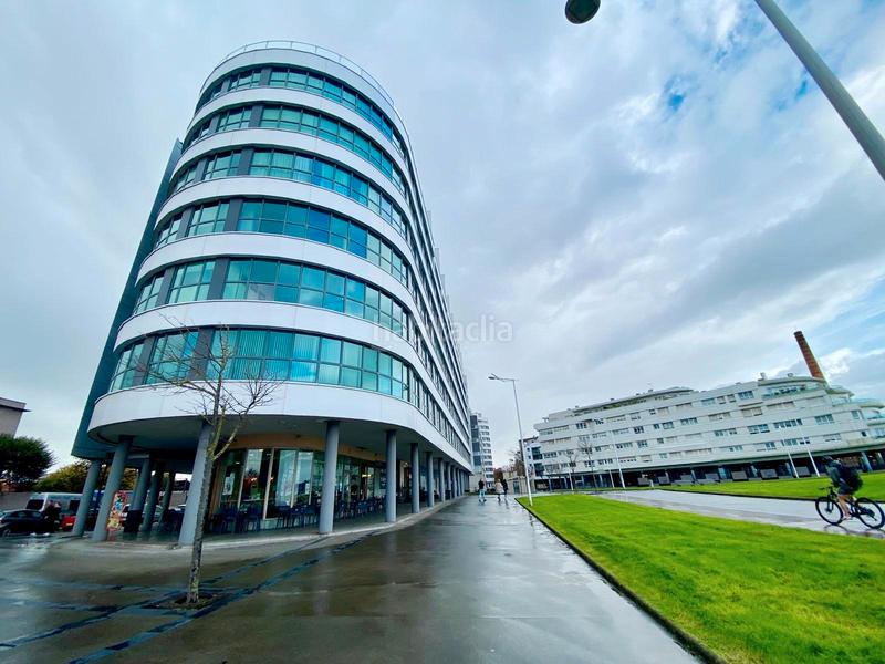 Foto 6454fb56-2a58-4498-a69f-e48fd39f00ad. Appartement dans avenida de josé manuel palacio álvarez 2 dans Gijón