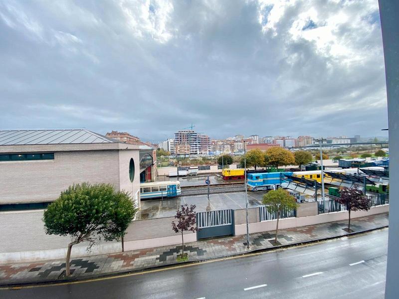 Foto dc75c16a-a88b-4e85-bb95-7be80f387a57. Appartement dans avenida de josé manuel palacio álvarez 2 dans Gijón