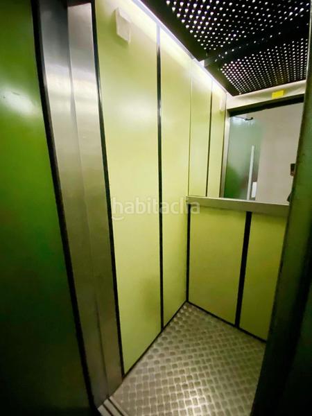 Foto 71fcb7c7-4259-4210-914c-b464bd1309d6. Alquiler apartamento  impecable con terraza a la calle altura y ascensor en Gijón